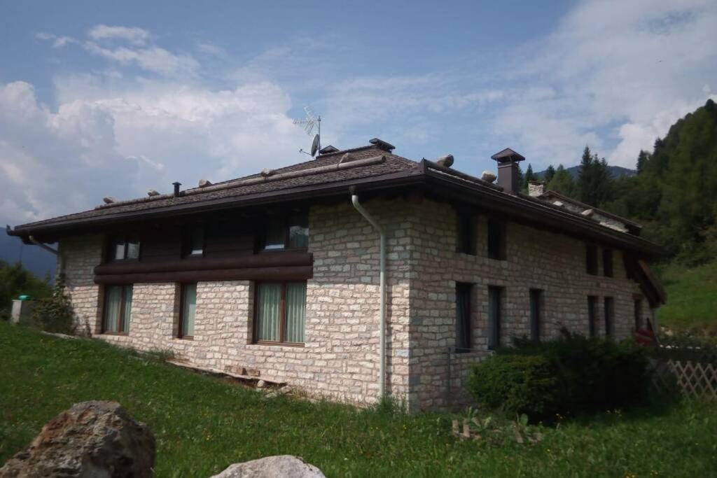 Chalet Maso Fradea Family Resort Кастелло-Тезино Экстерьер фото