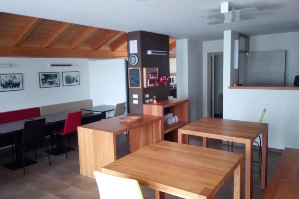Chalet Maso Fradea Family Resort Кастелло-Тезино Экстерьер фото
